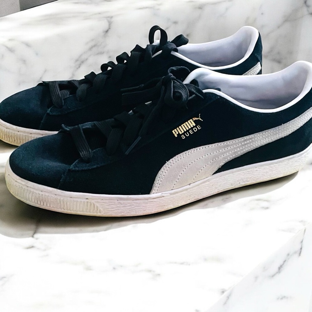 Puma Suede Classic Black and White Mens Size 11 Shoes